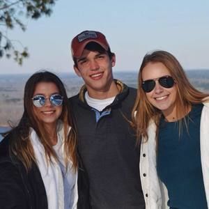 Meet your Posher, Cameron